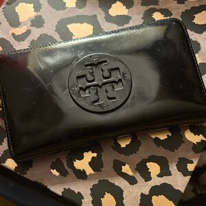 Tory Burch Glossy Black Wallet